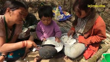 a family kitchen || lajimbudha ||