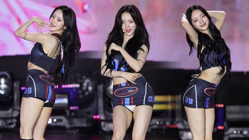 250804 이지 E.JI 아이칠린 ICHILLIN 'XL (Extra Love)' 4K 60P 직캠 @울산 음악중심 by DaftTaengk