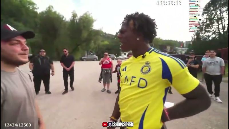 IShowSpeed was SHOCKED after this fan showed him the most INSANE way on how he does backflips 😳👀