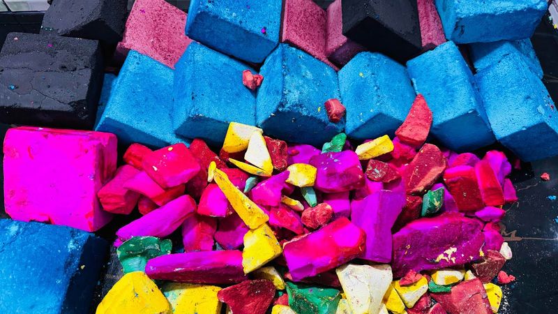 CC Dyed Chalk ASMR Crush | Oddly Satisfying ASMR