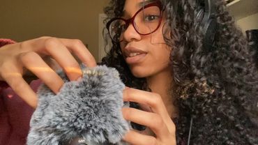 ASMR - fluffy mic Scratching 🎤🎙️