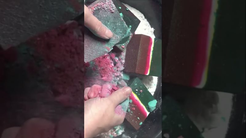 Fresh Green Red Dip Dyed Gym Chalk 💚❤️💚❤️