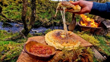 Divine shredded Chili Chicken baked in a beautiful Shipped Bread (CHICKEN RECIPE, RELAXING SOUNDS)