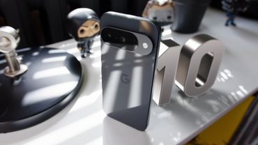 Обзор Pixel 10 — надо ли переплачивать за Pro?