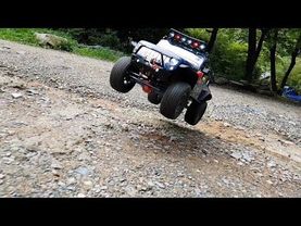 RC TRACTION HOBBY 1/8 Founder Jeep Gaya Valley Adventure