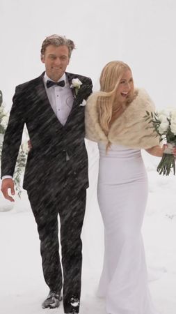 When your wedding day turns into a beautiful snow storm❄️🌲 #cutecoupl...