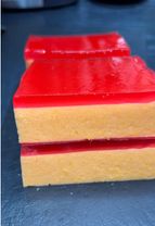 Простой, красивый и очень вкусный десерт! Угадайте, из чего этот десе...