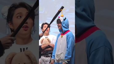 Doraemon i.n💙🥺#Straykids #in #stay #jeongin #ceremony #fansign #skz #karma #kpop #shorts #fyp