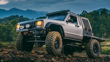 Rc Crawler 1/10 JEEP CHEROKEE Off Road Driving 4x4 Rc Car (New Rc Car)