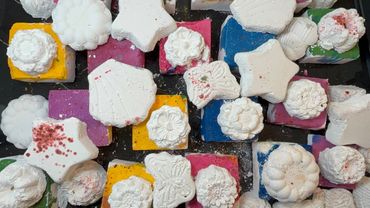 Dyed AGI Chalk and Mini’s | Crispy and Dusty | Oddly Satisfying 