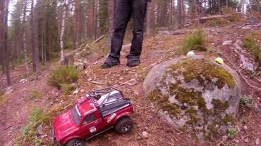 Bishop's RC Crusade - SCX10 Hilux - Rock crawling comp scale class 1