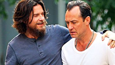 Чёрный кролик — Русский Трейлер (Дубляж, 2025)