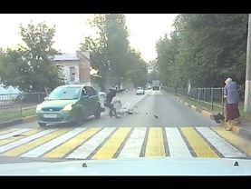 Мотоцикл ошибок не прощает   ( Мото аварии Августа ) Тематические подборки дтп