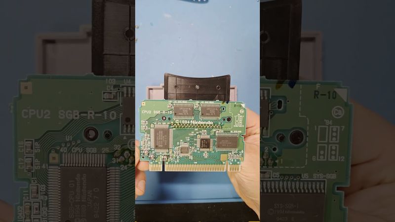 What's inside a Super Game Boy?  #gameboy #nintendo #newshorts
