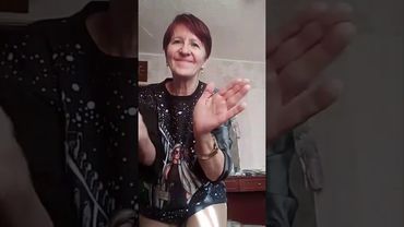 за окном черёмуха душистая