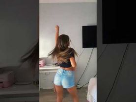 meninas dançando funk