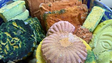 Farewell Powder in Big Shapes • Oddly Satisfying Gymchalk • Soft Crunchy Variety Crush • ASMR