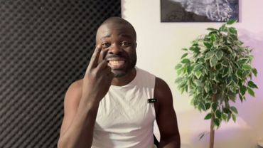 Россию если не любите, свалите отсюда, перестаньте использовать русский язык или просто молчите