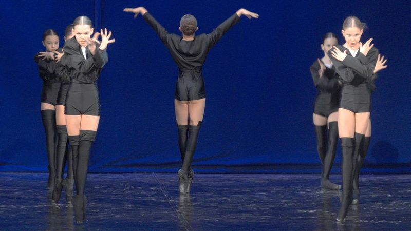 "Выше гор". Неоклассика. Возраст 10-15.