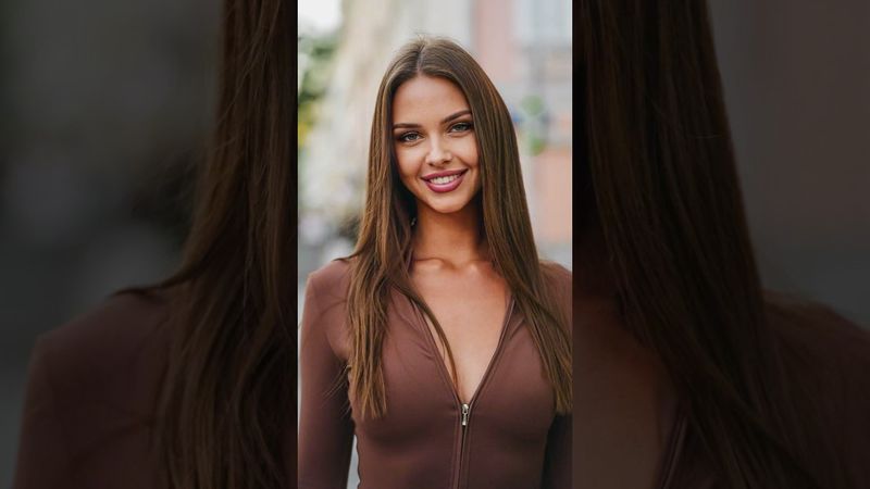 Сфотографировал очень милую девушку #streetphotography