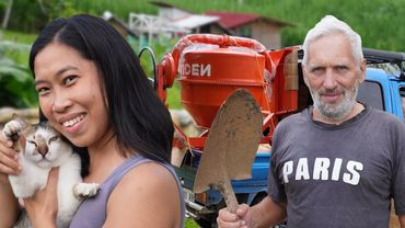 Купили бетономешалку | Отец и сын строят домик в деревне | Жизнь с филиппинкой