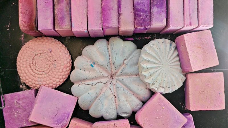 Gritty & crispy pink crush 🩷