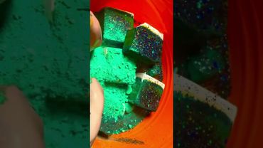 Green Sparkly Dip Dyed Chalk