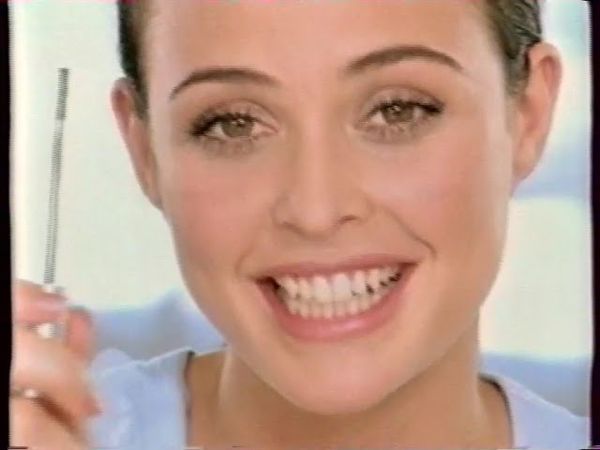 Рекламный блок и анонсы (РТР, апрель 2002)