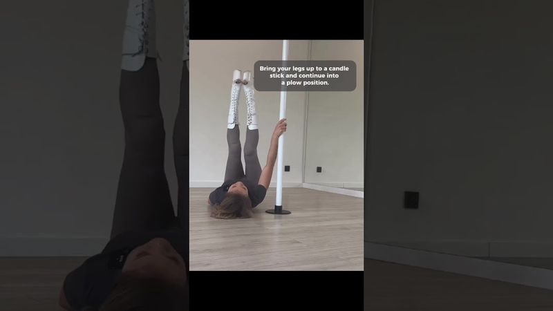 Base Pole Twirl Tutorial! 🔄🤸🏻‍♀️ - try this amazing exotic pole floorwork move