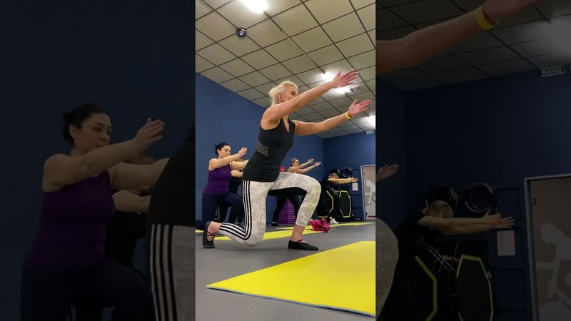 Приседы, 4 февраля 2024 г.  #pilates #bodymind #упражнения #приседания #fitness #fitnessmotivation