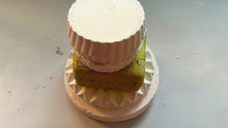 A few softies - powdery - dusty - asmrgymchalk- satisfying - please subscribe