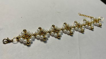 كيف اصنع هذا السوار الجميل...؟؟؟