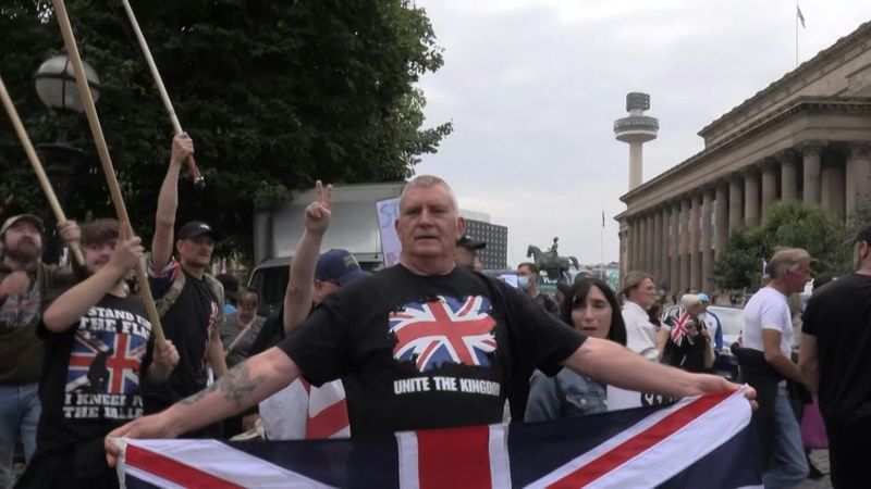 Far-right protest against asylum-seeker hotels and counter-protests take place | AFP