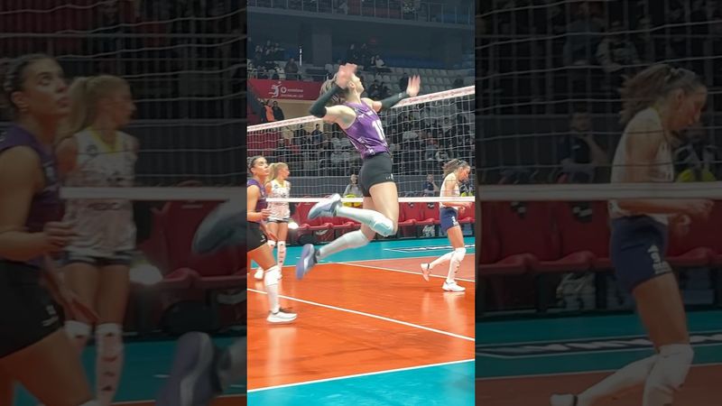 🟣⚪️ Saliha Şahin! 🔝 #volleyball #zerenspor #voleybol