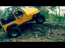 Bishop's RC Crusade - Jeep Wrangler YJ Rock Crawling and Winching