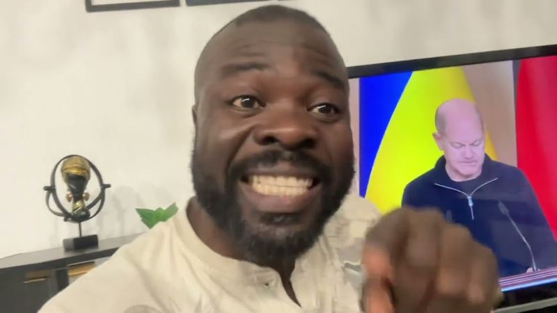 Западные лидеры используют украинцев чтобы решать свои личные проблемы с Путиным