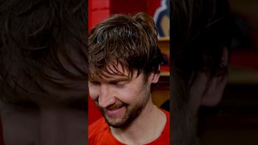 Sergei Bobrovsky on EPIC GOALIE FIGHT 🔥👀🏒👊🥊