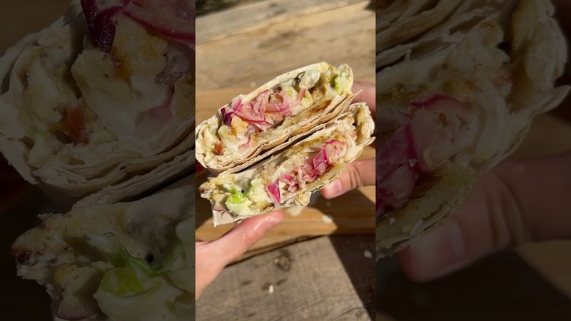 Соковита шаурма з найсмачнішим соусом