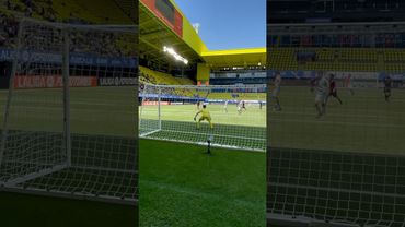 A future GREAT GOALKEEPER! 🔝