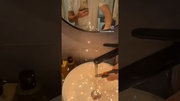 Может же и убить током так😱😱😱 #ремонтквартир #электрика #сантехника