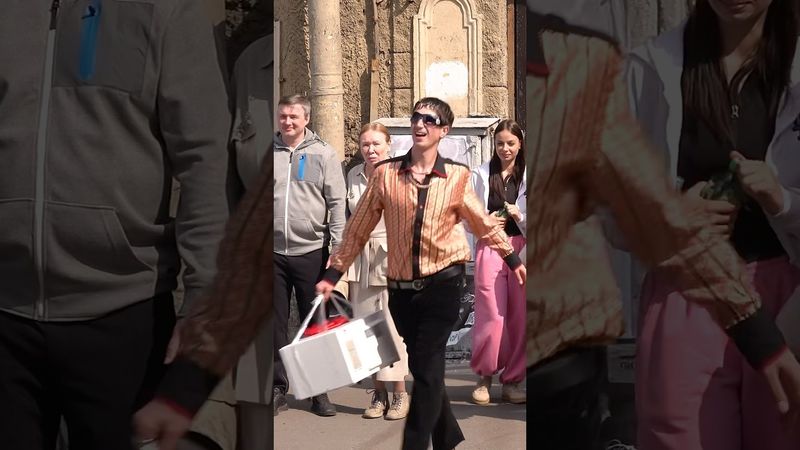 ПОДАРОК С КОСТОЧКОЙ #питер #романтика #прогулка #вау