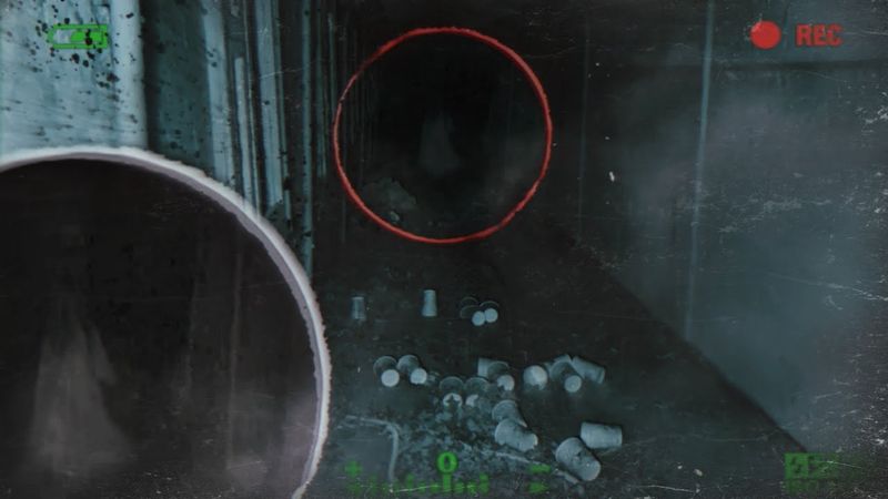 ЧТО-ТО ЩЁЛКАЕТ ЗА СТЕНОЙ В ЗАБРОШКЕ