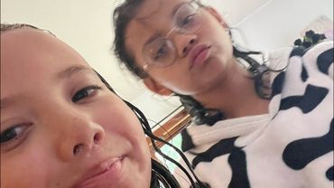 Wash off with me and Lilly! 💓