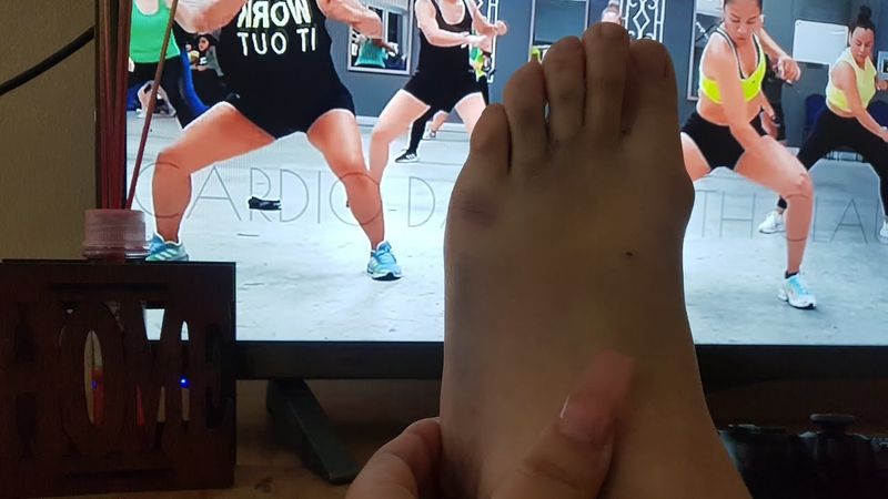 MistyKityy(asmr)💋 está en vivo (volviendo ala rutina después de lastimarme el tobillo 😣