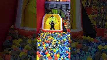 Лучше когда трое к одному 😮