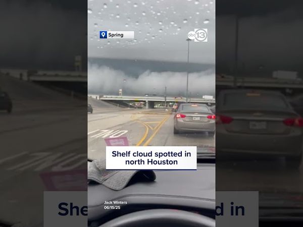 Shelf cloud spotted in north Houston
