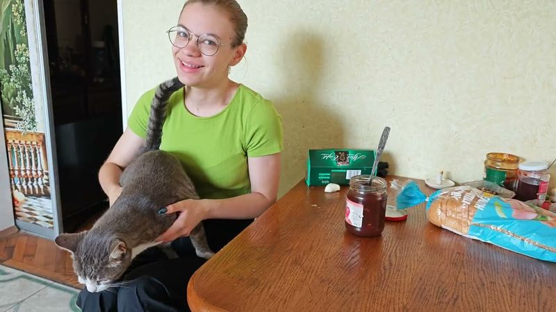 VLOG Даша выбросила плазму. Подарочек для Алисы