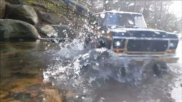 Traxxas TRX4 Ford Bronco Mountain Bashing