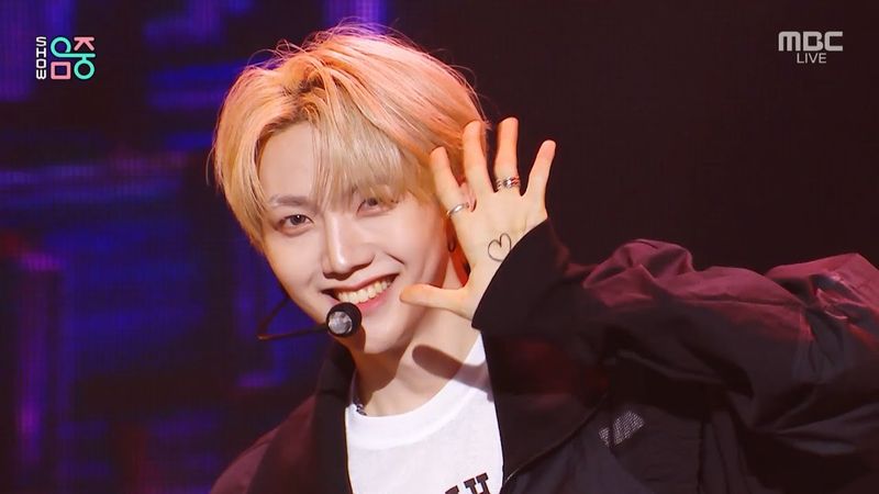 ALL(H)OURS (올아워즈) - READY 2 RUMBLE | Show! MusicCore | MBC250927방송