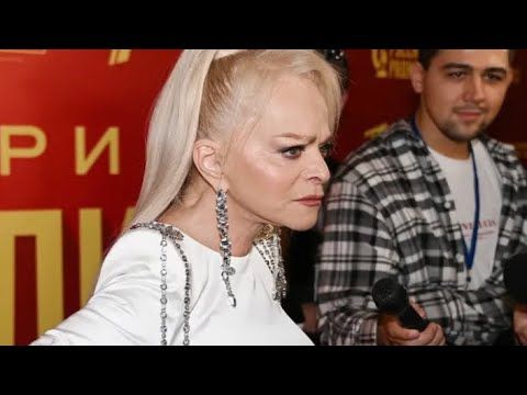 Известная компания отказалась от выступления Долиной на корпоративе